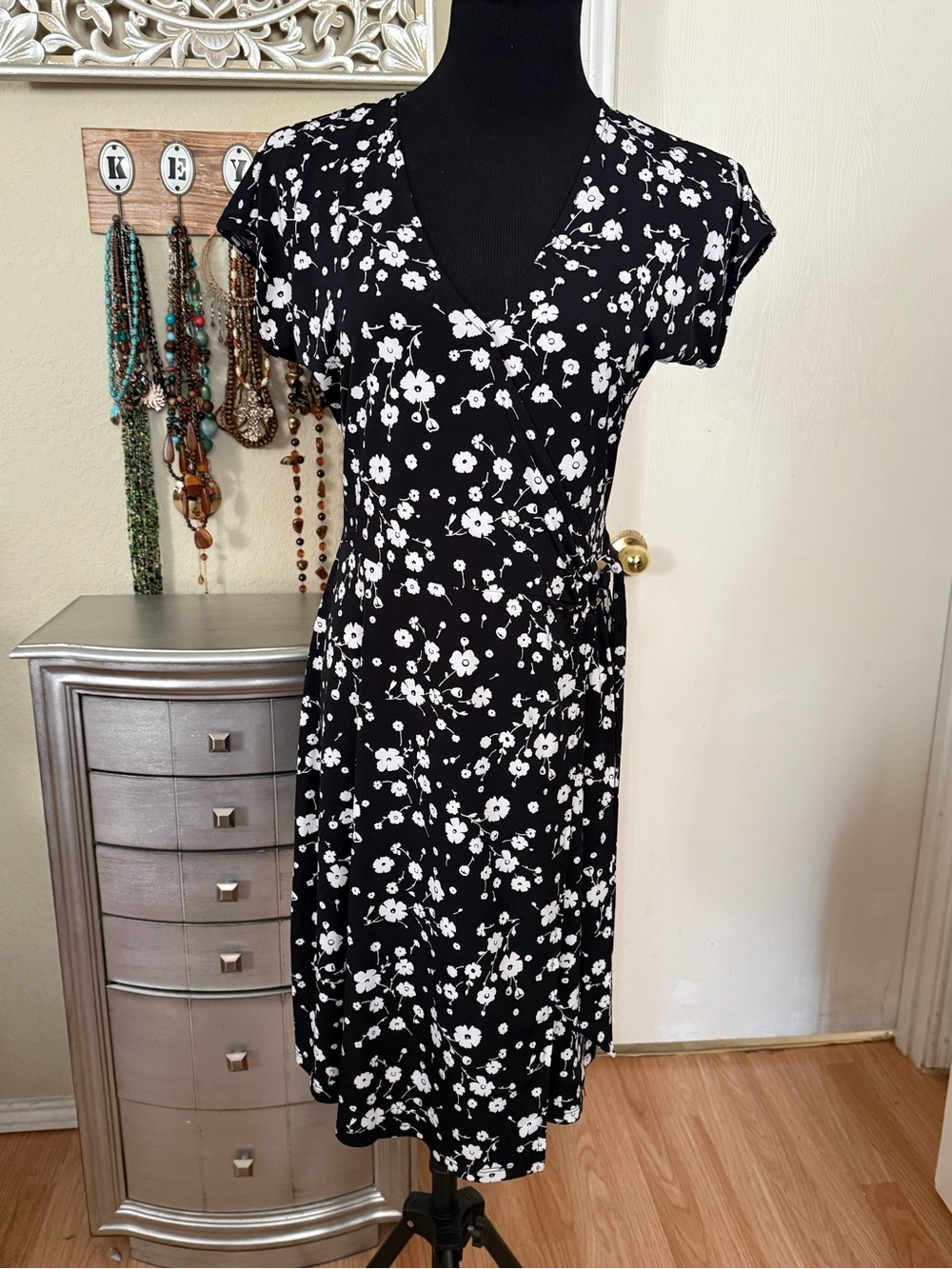 Michael Kors Black & White Floral Wrap-Style Midi Dress